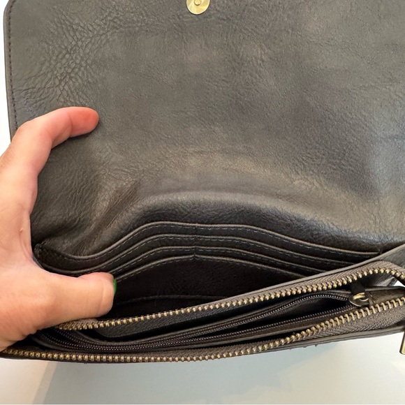Joy Susan dark gray crossbody - Picture 3 of 10
